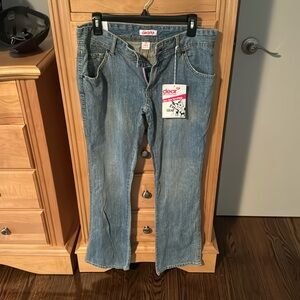 Dear low rise bootleg juniors blue jean size 8A